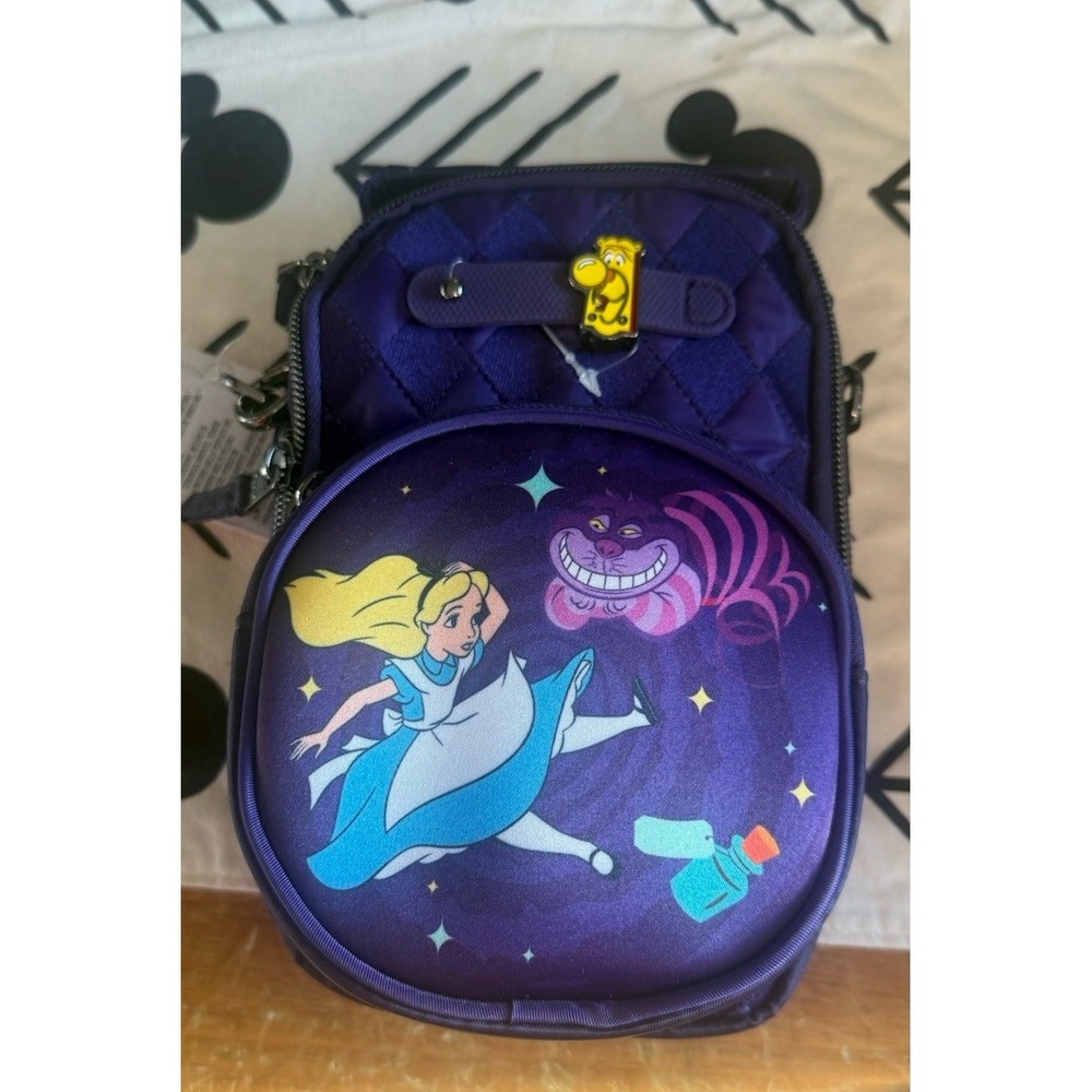Disney D23 2026 Epic Rivals Alice in Wonderland Lug Crossbody Bag IN HAND NWT